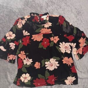 Monteau Floral Ruffle Blouse